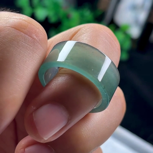 22.6MM老坑冰种蓝水冰绿翡翠扳指男 玉指环玉石戒指方戒平口直边