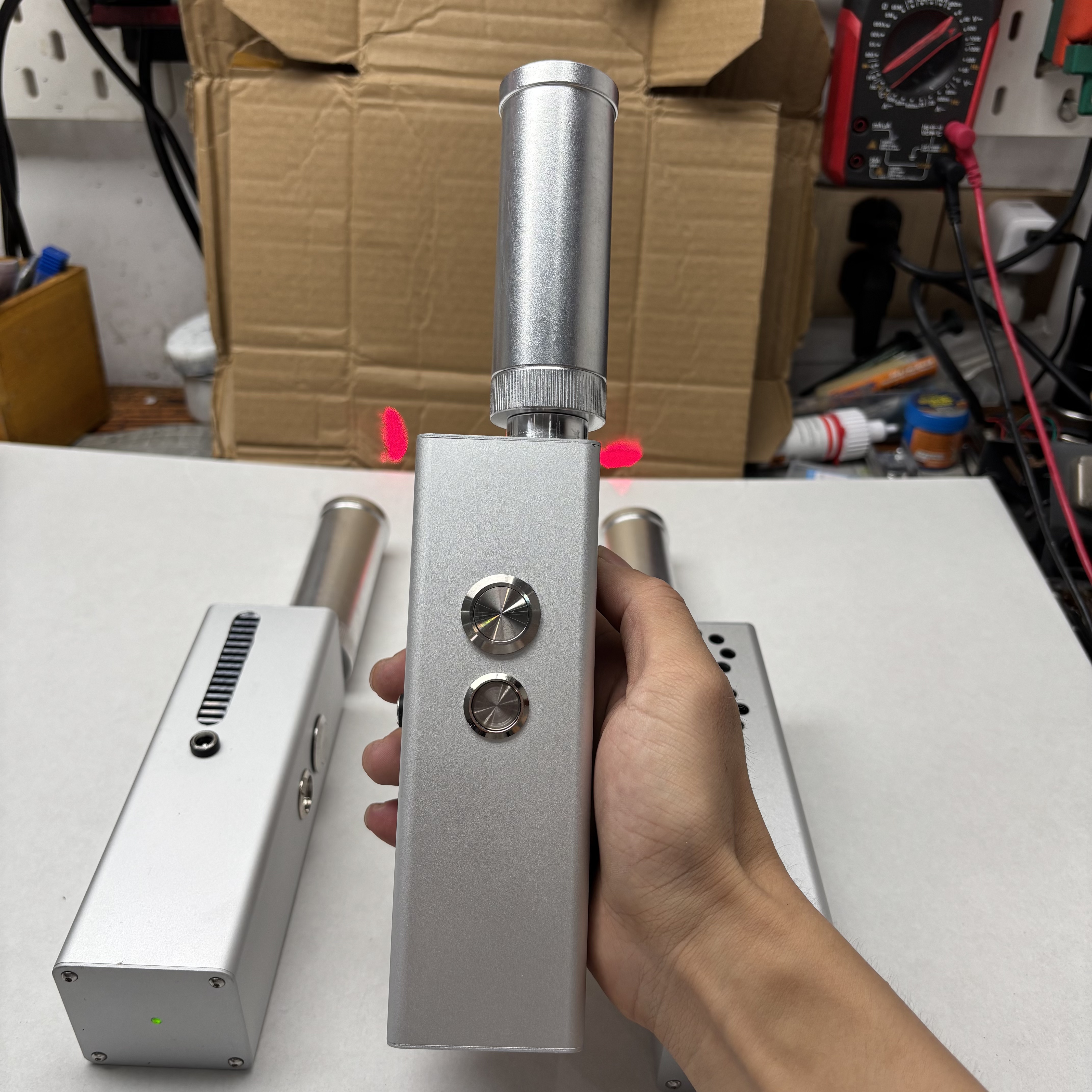 手持激光炮对付害虫黑科技神器