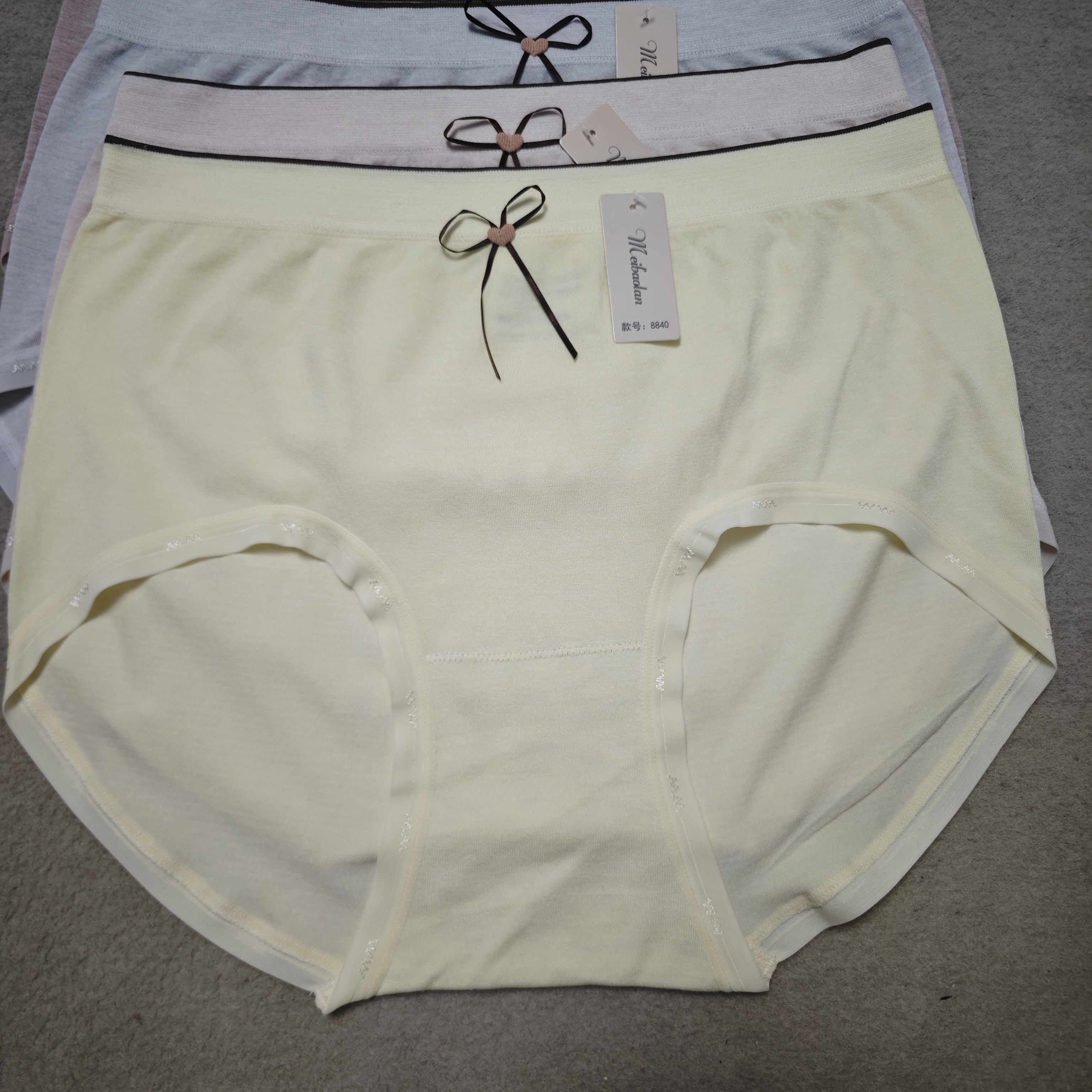 玫宝兰女夏季8840无缝大码蝴蝶结纯色超舒适透气薄款三条高腰,女士内衣/男士内衣/家居服,女三角裤,淘宝优惠券,粉丝福利购,淘宝优惠卷