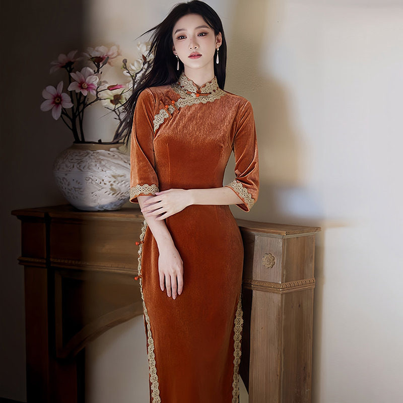 四小姐花样年华旗袍橘色金丝绒国风长款长袖秋季2025新款女复古修