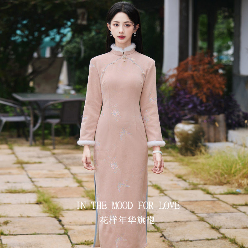 粉色绣花加绒冬装女款