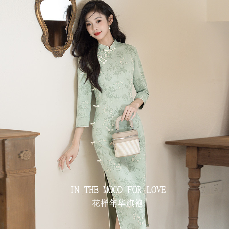 四小姐花样年华旗袍绿色国风中式长款秋季七分袖改良复古修身收腰