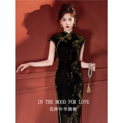 新中式黑色烫金丝绒长裙