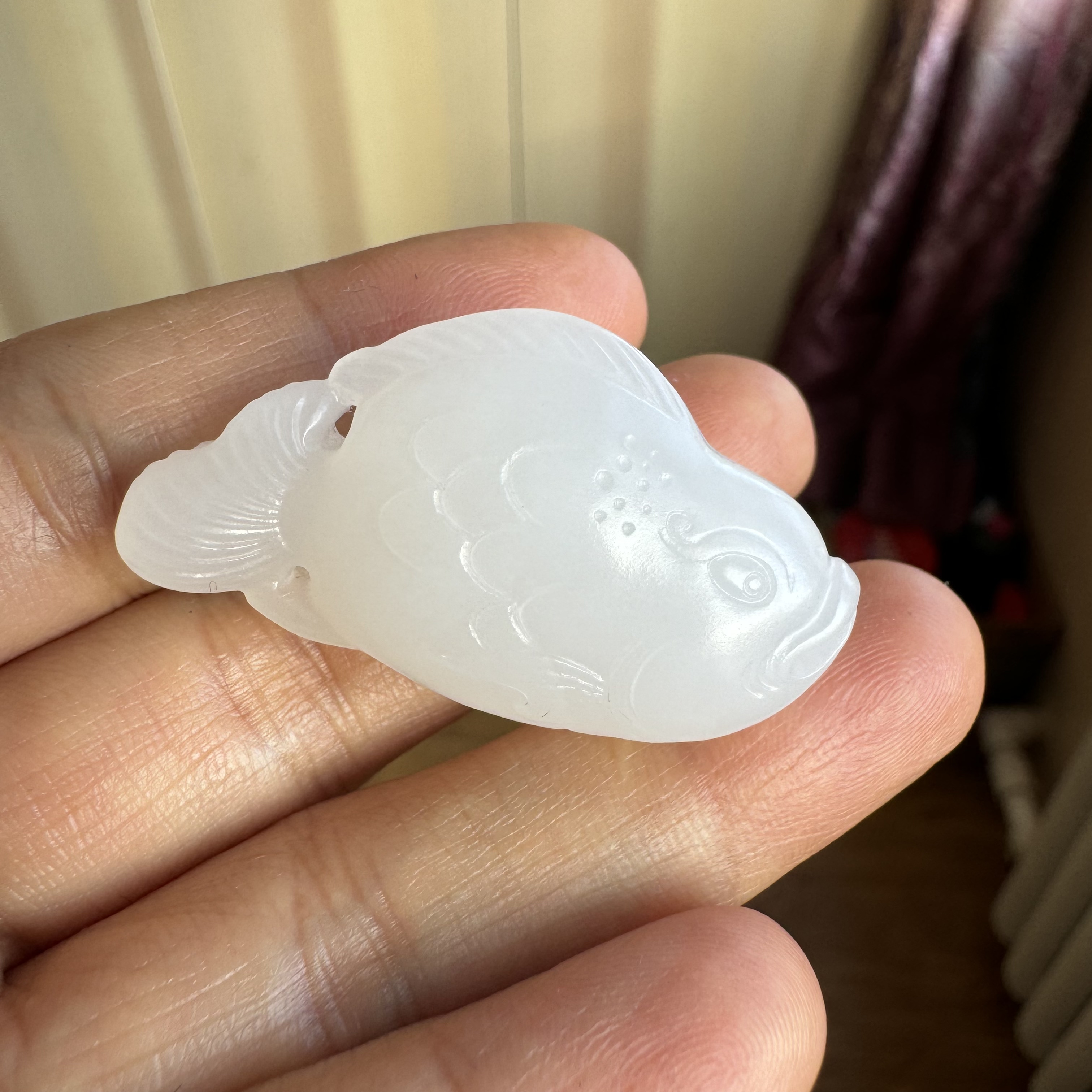 和田玉羊脂白玉鱼吊坠小丑鱼年年有余野牛沟老钢板料无结构手雕