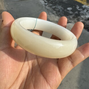 新疆和田玉羊脂白玉手镯59圈厚装糖白羊脂白玉宽厚装玉镯女士收藏
