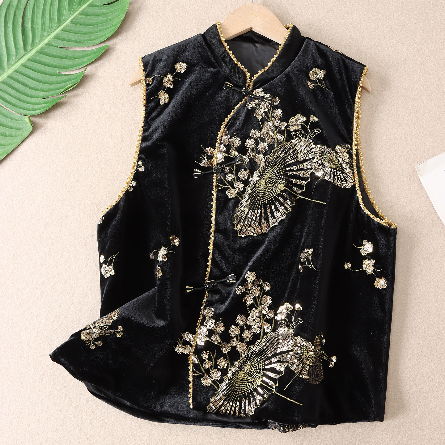 奢华贵气新中式串珠刺绣亮片马夹女洋气立领斜襟盘扣丝绒坎肩B235,女装/女士精品,马夹,淘宝优惠券,粉丝福利购,淘宝优惠卷