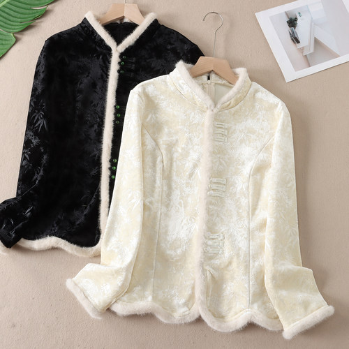 优雅端庄新中式丝绒盘扣加绒衬衫