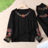 高品质95棉重工刺绣黑色t恤女圆领叠穿超好看民族风打底上衣秋W22