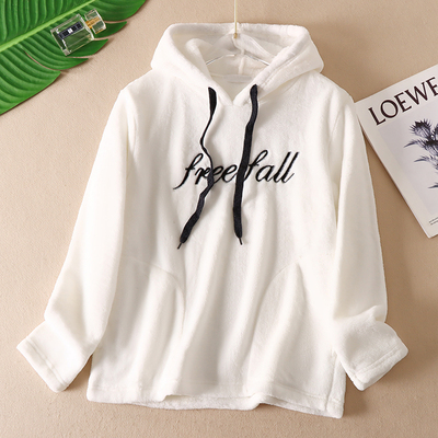 冬季保暖珊瑚绒睡衣女