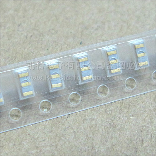 CSTCE8M00G15L99-R0 贴片晶振 3脚 全新原装