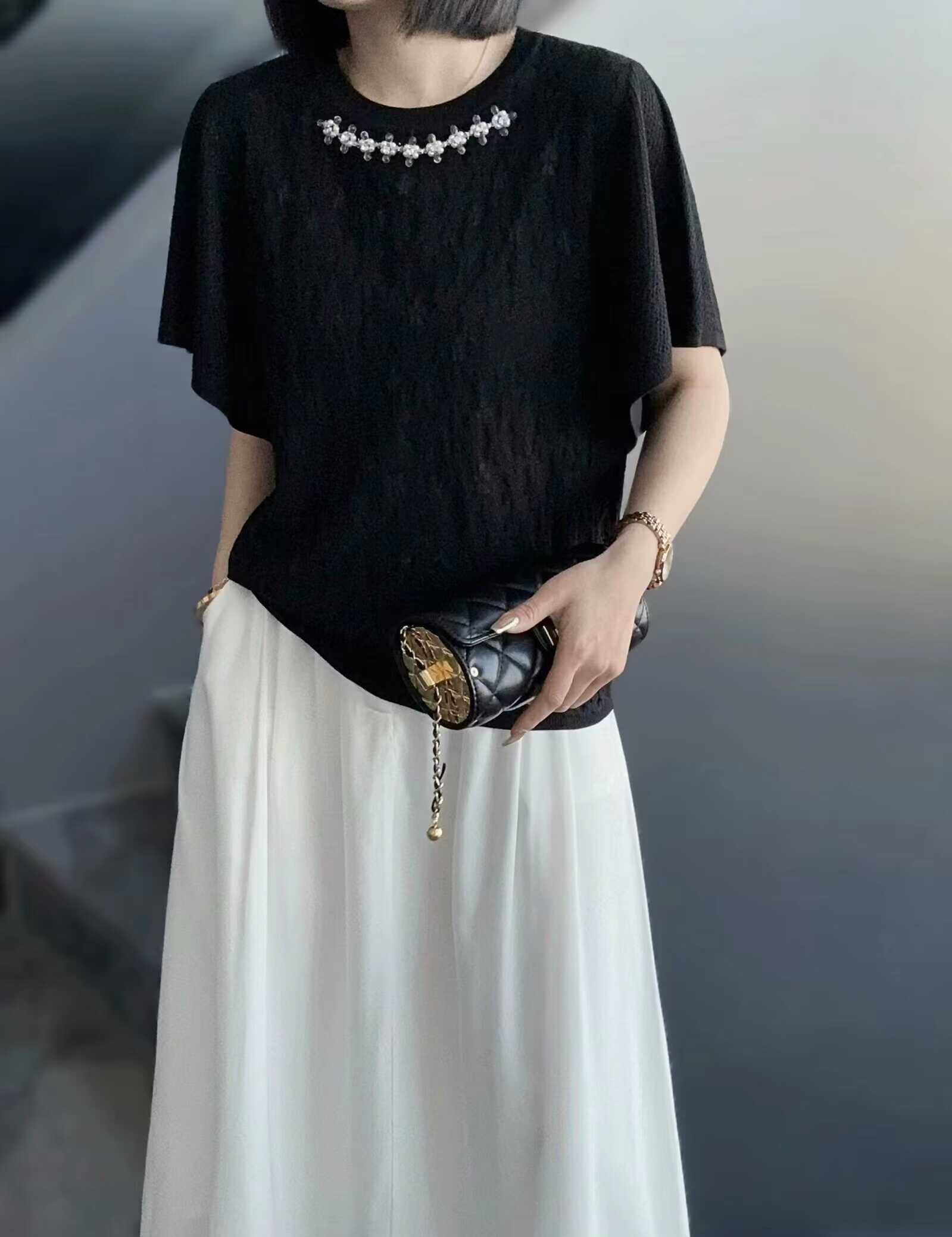 2024春夏季女款韩版原版高品质针织衫钉珠泡泡袖针织衫上衣气质潮