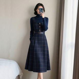 复古女秋冬新款高领毛衣格纹毛呢背心裙两件套收腰气质洋气连衣裙