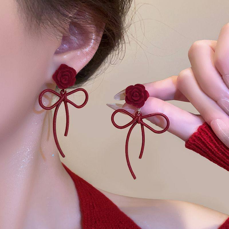 秋冬百搭气质耳环安可拉红花朵蝴蝶结耳钉小众设计感轻奢时尚耳饰,饰品/流行首饰/时尚饰品新,耳钉,淘宝优惠券,粉丝福利购,淘宝优惠卷