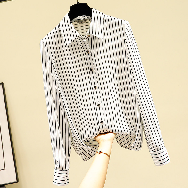 2021年新款秋季竖条纹雪纺衬衫女设计感宽松春秋别致条纹长袖衬衣