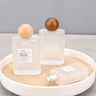 胡桃木100ML现货螺口磨砂玻璃喷雾瓶高档香水分装 瓶空瓶