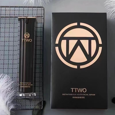 TTWO焕颜精粹保湿面霜三合一乳液