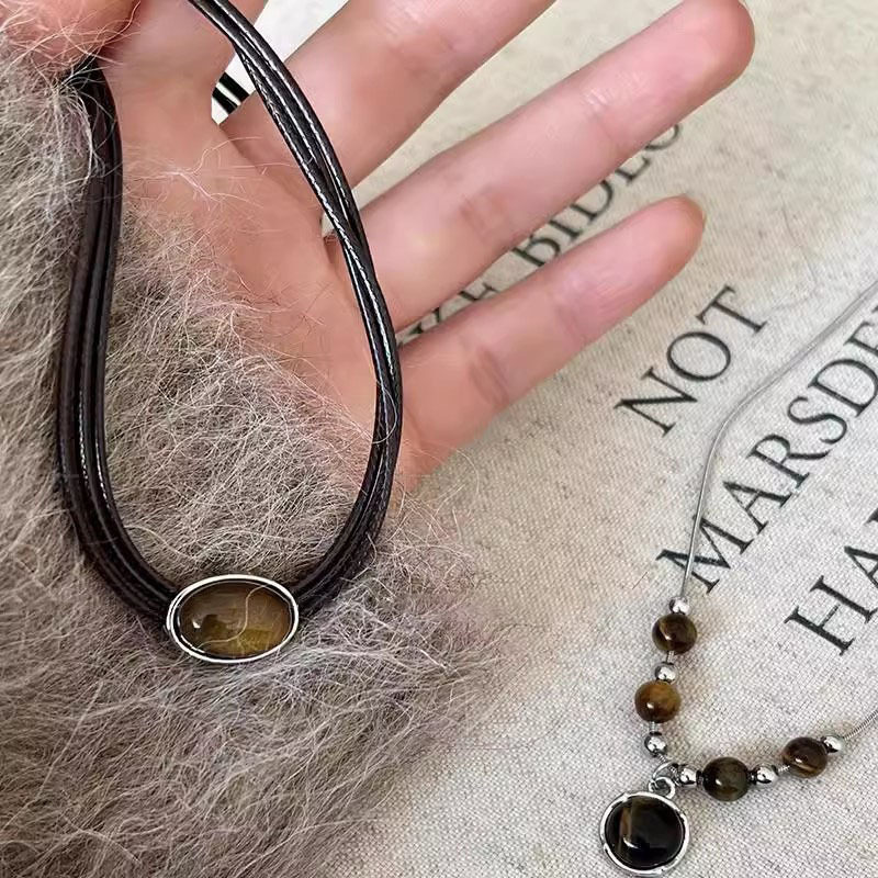 欧美秋冬款复古虎眼石项链女百搭气质高级感毛衣链网红锁骨链颈链