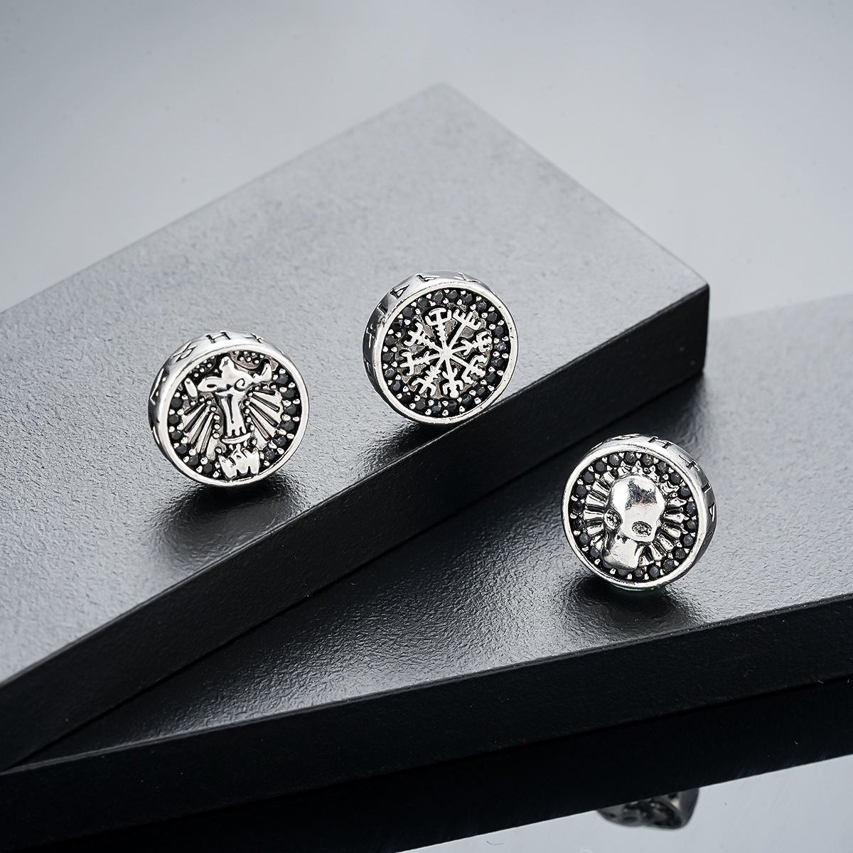 男复古磁吸耳夹男抽象欧美风时尚潮流耳骨夹个性设计无耳洞耳饰品