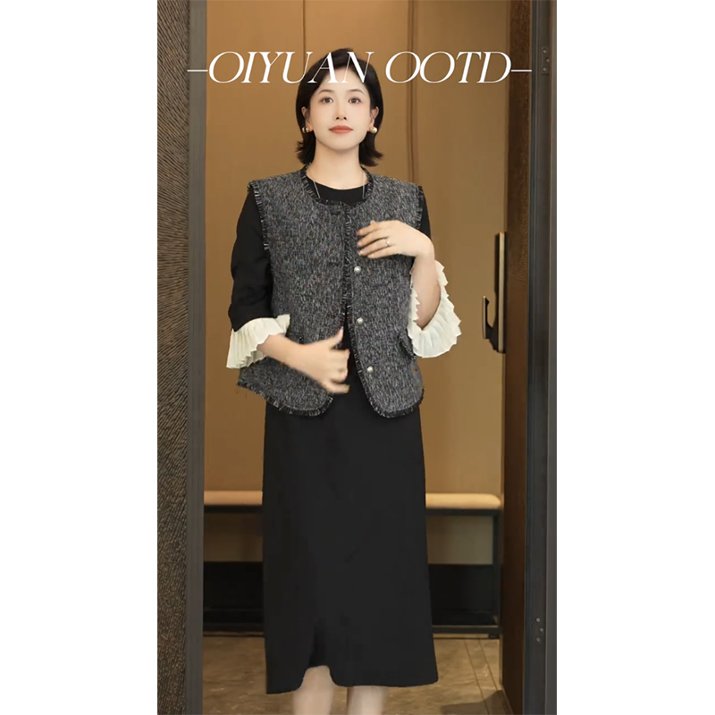 柒院家微胖大码小香风马甲外套女