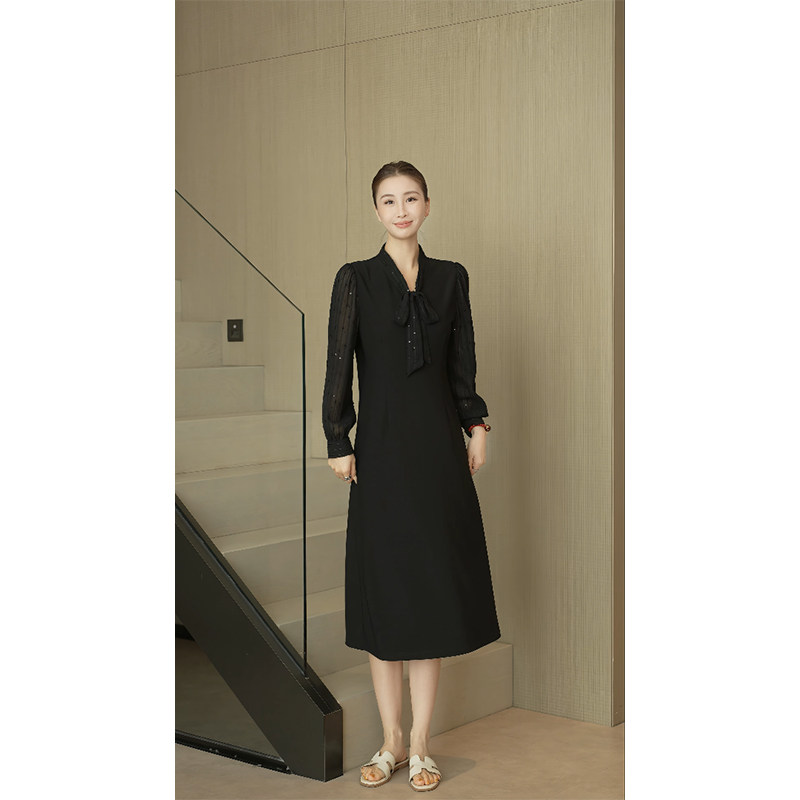 柒院家大码女装亮片系带长袖连衣裙女2026秋季新品显瘦遮肉中长裙