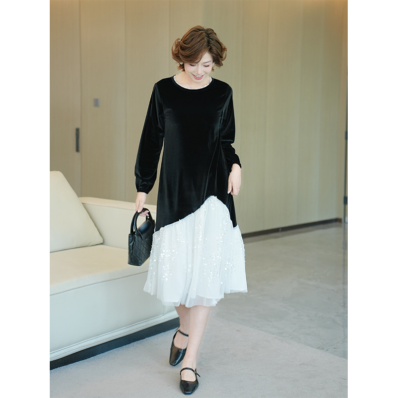 大码圆领丝绒拼接网纱长袖连衣裙
