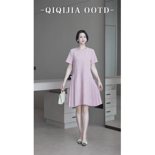 柒院家微胖大码女时尚百褶连衣裙