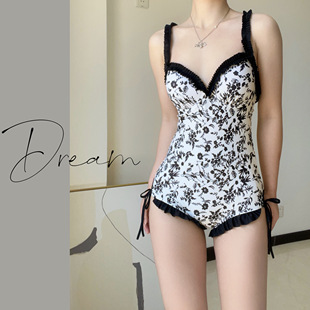 蜜Dream泳衣女温泉高级感2025新款 性感钢托保守连体遮肉显瘦泳装