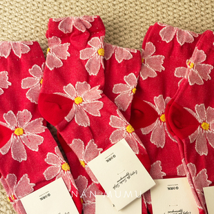 NANMUMU红色花朵纯棉中筒袜 韩国东大门进口秋冬过年喜庆保暖袜子