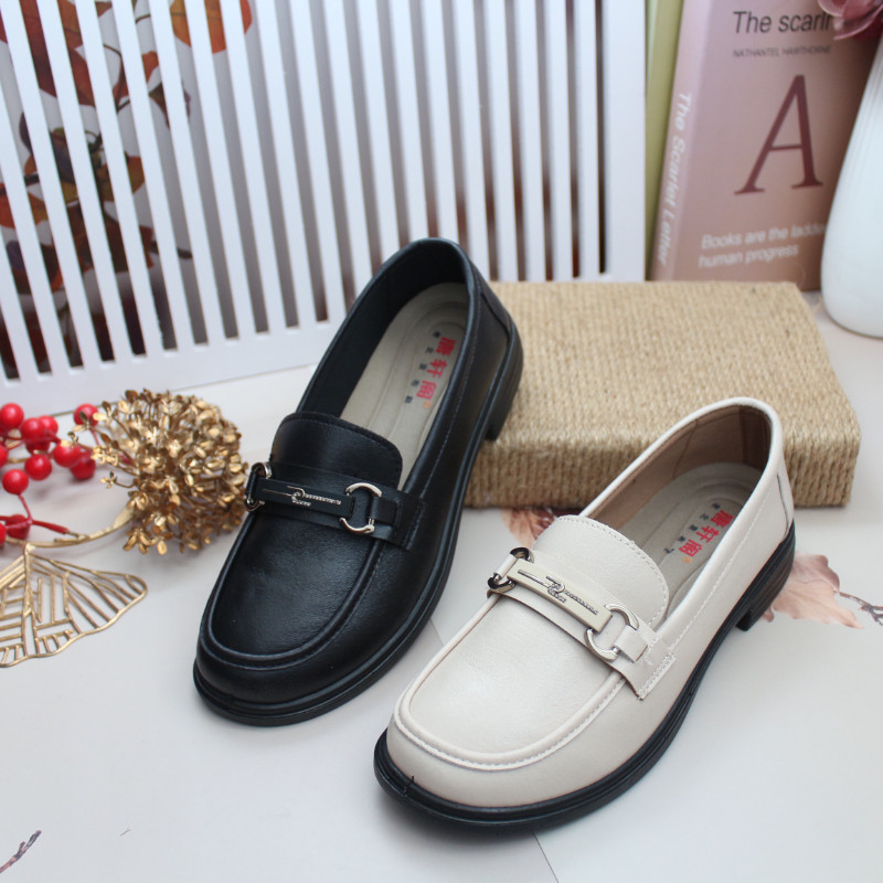 26年新款老北京布鞋女鞋女单鞋工装鞋女乐福鞋超轻软底透气女休闲