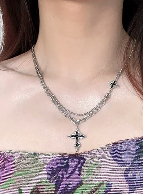 钛钢链条黑色十字架项链男女小众设计感嘻哈个性百搭锁骨链