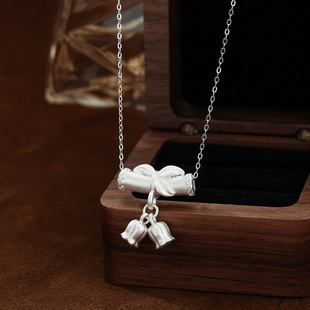 s999纯银足银新款铃兰花弯管项链轻奢时尚中国风感清新吊坠女