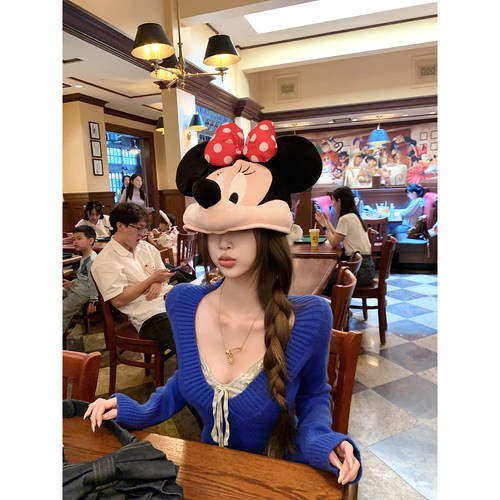 Thas9i九亿 设计感交叉罗口V领修身针织衫女蕾丝内搭坑条三角吊带