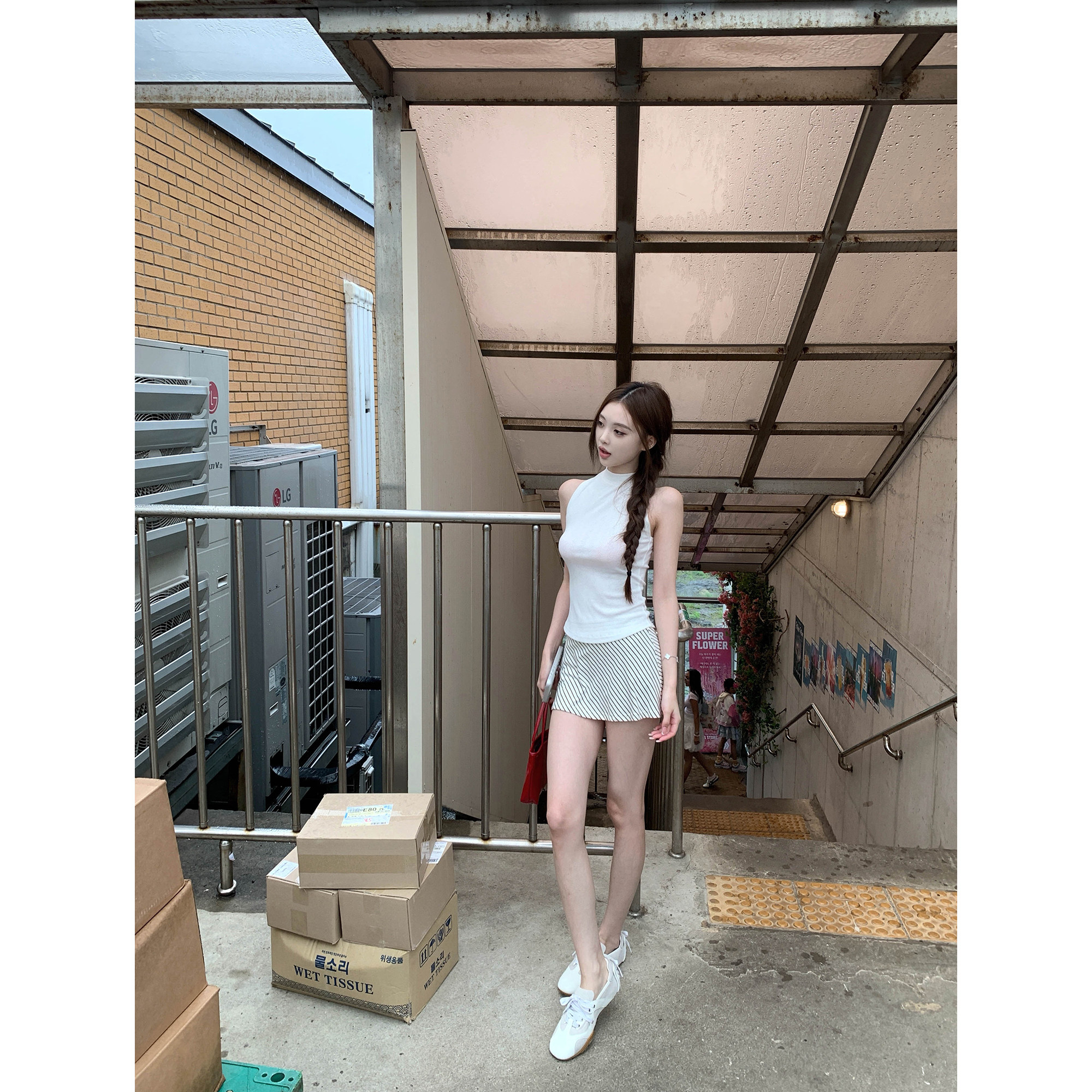 Thas9i九亿简约休闲A字修身包臀半身裙裤条纹印花松紧腰头短裙子图片