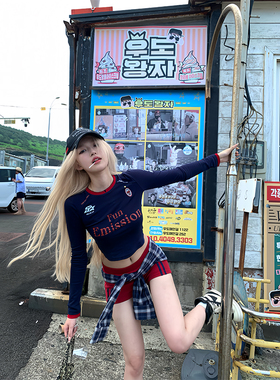 Thas9i九亿 甜酷狙击美式复古藏青拼色印花T恤秋季显瘦长袖上衣潮