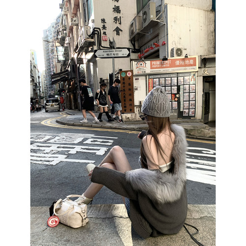 Thas9i九亿 玛芬雪国 可拆卸貉子毛领宽松慵懒堆堆袖抽绳针织开衫