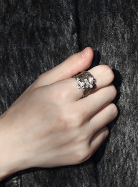 東黑三白/ 月沁黑泽花 s930纯银原创设计小众做旧百搭戒指礼物