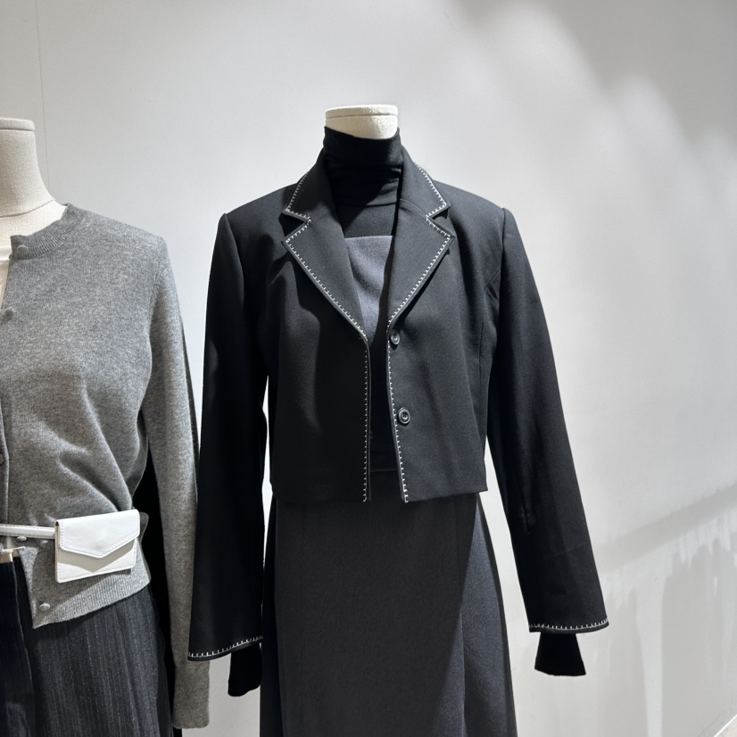 NEROLI36线头短款气质西装夹克