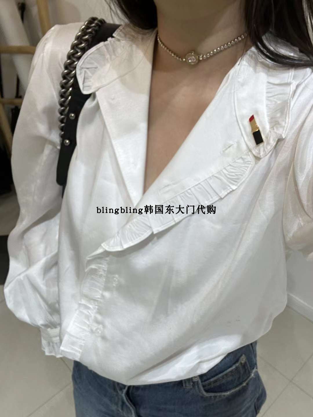现货长袖木耳边珍珠扣系列气质