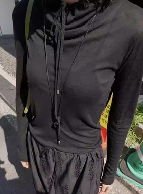 闪闪家 韩国东大门代购TEMPTING抽绳堆堆领天丝打底衫