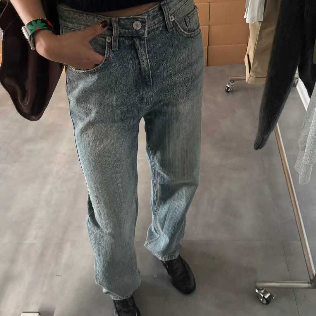 TEMPTING后缝线设计牛仔裤