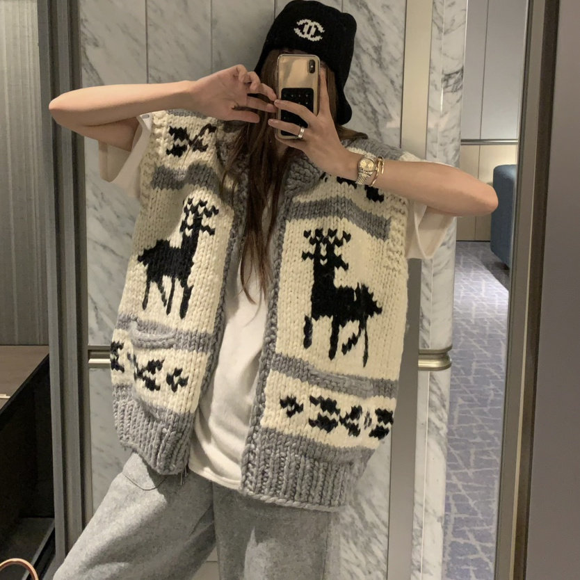 VIRKIN手工粗棒针小鹿拉链马甲