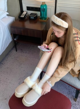 Uuuus【羊毛小暖包】新款塔茨勒厚底加绒羊皮毛一体防滑雪地靴女