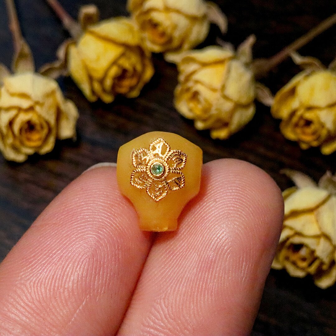 蜜蜡925银镀金六字真言三通佛头