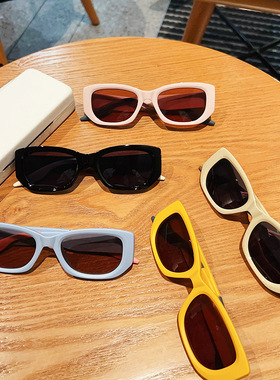 复古Y2K蓝色方形多巴胺太阳镜