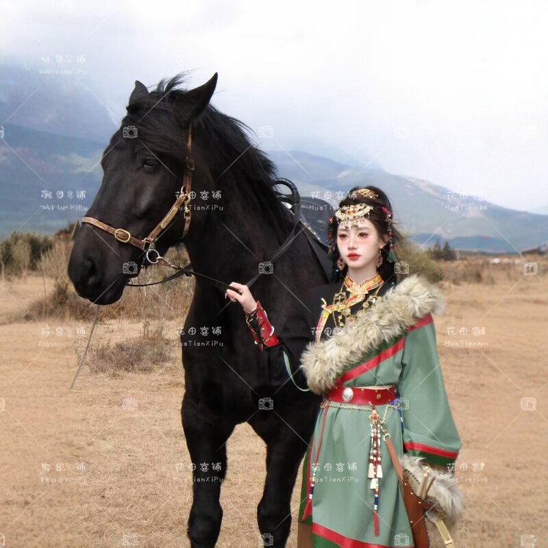 新款藏族藏服服装云南西藏藏袍套装旅拍写真民族刺绣古风摄影服饰