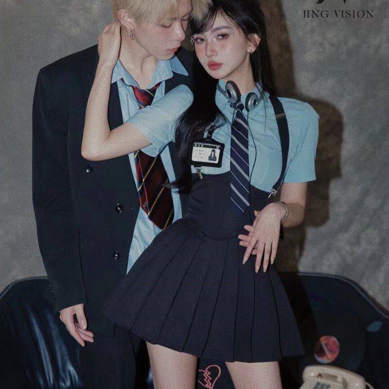 新款照相馆拍照主题服装情侣写真艺术照JK甜辣学院风证件照摄影服