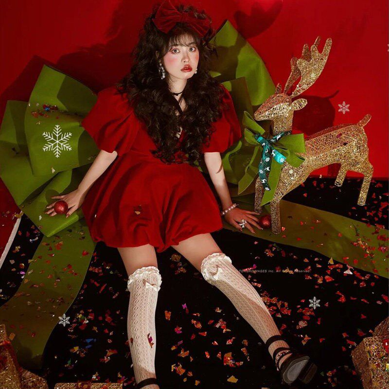 2022新年圣诞节影楼主题女孩个性写真艺术照网红抖音摄影演出服装