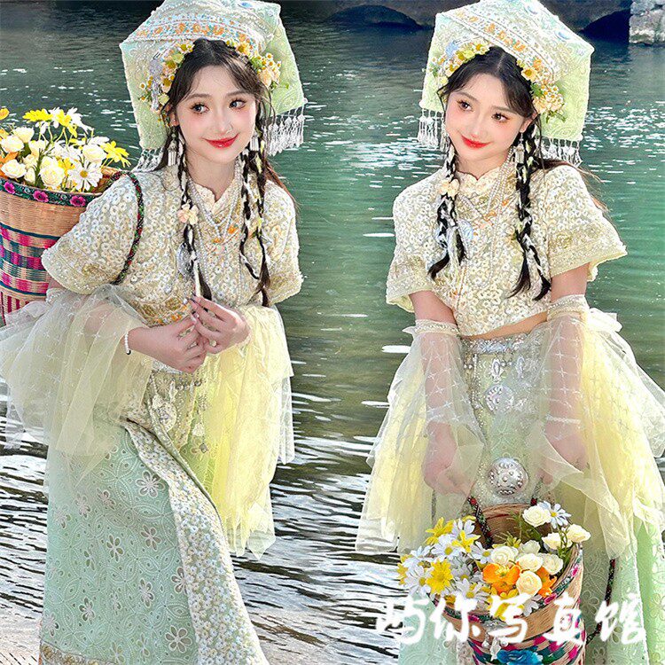壮族民族服装女新款丽江西双版纳旅拍写真云南苗疆广西三月三衣服