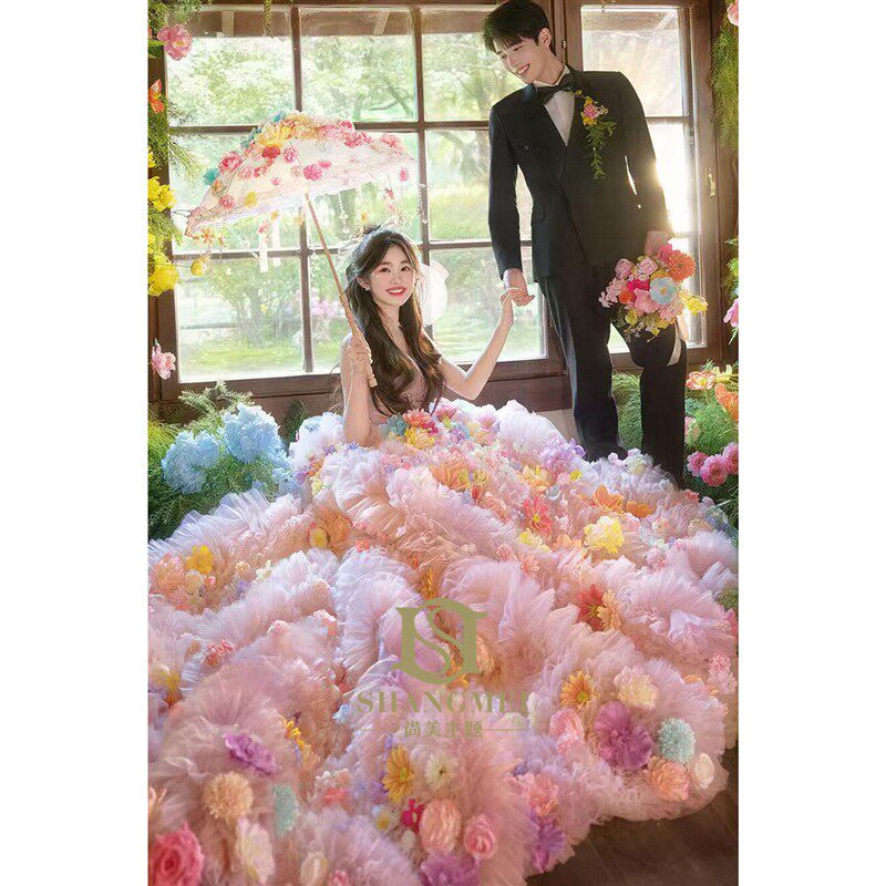 影楼新款油画复古粉色公主花朵童话浪漫虎丘婚纱城高定拿货彩纱