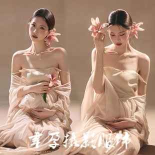 新款影楼孕妇拍照服装法式复古油画风高级感抹胸长裙礼服艺术摄影